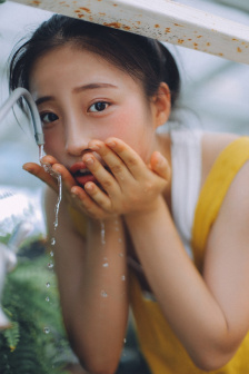 王牌贱谍